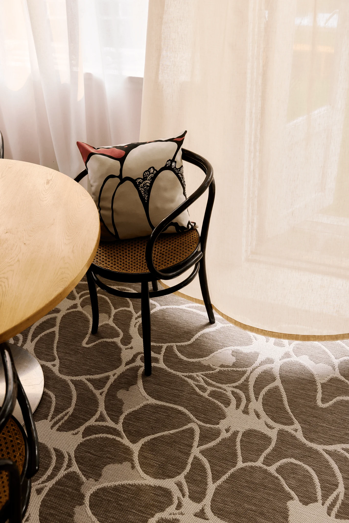 Makeba-koristetyynynpäällinen - Image 3