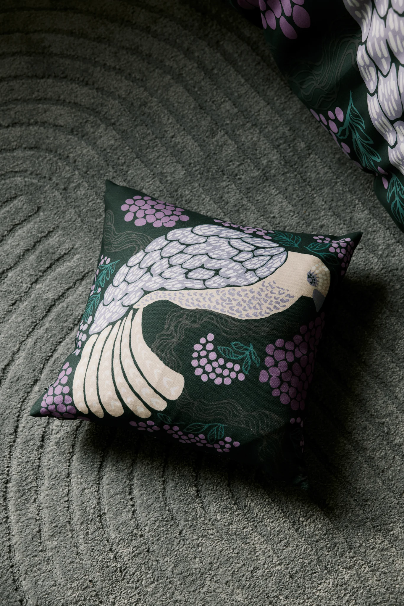 Viserrys-koristetyynynpäällinen - Image 3